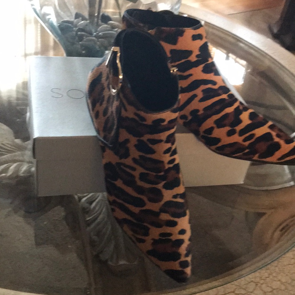 Beautiful booties for dress or casual